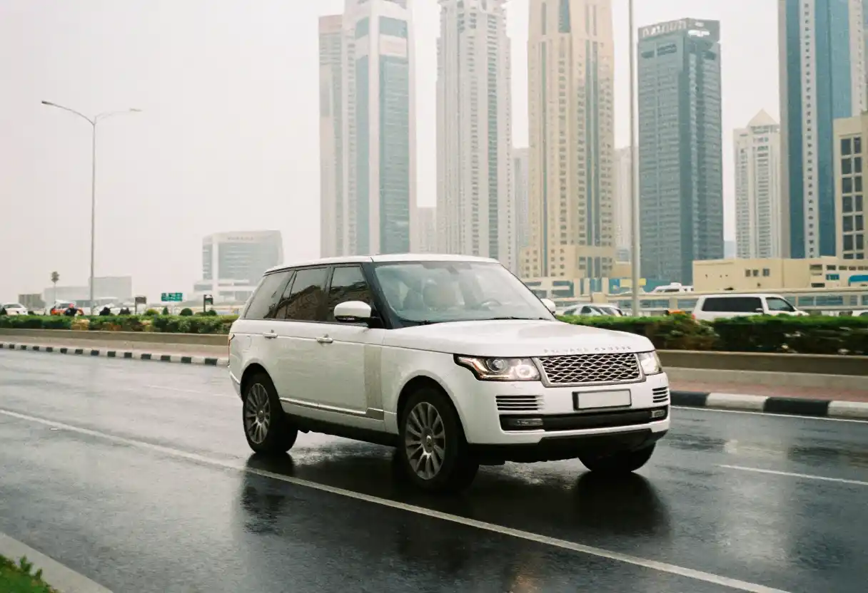 Top Cars to Rent in Dubai for Winter Adventures